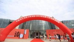 南昌舉辦歷屆全國(guó)美展江西優(yōu)秀漆畫展