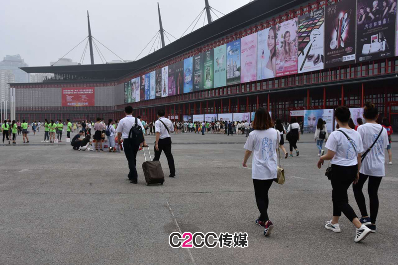 祛斑神器芊小白，如何在鄭州美博會(huì)上脫穎而出(圖1)