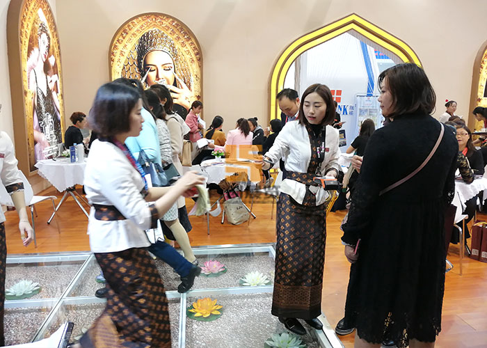 韻美 美博會(huì)展覽設(shè)計(jì)(圖3)